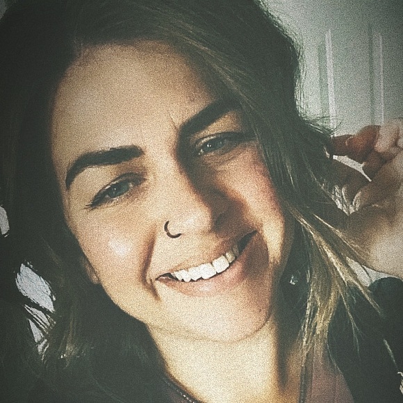 Meet the Posher - Picture 1 of 1